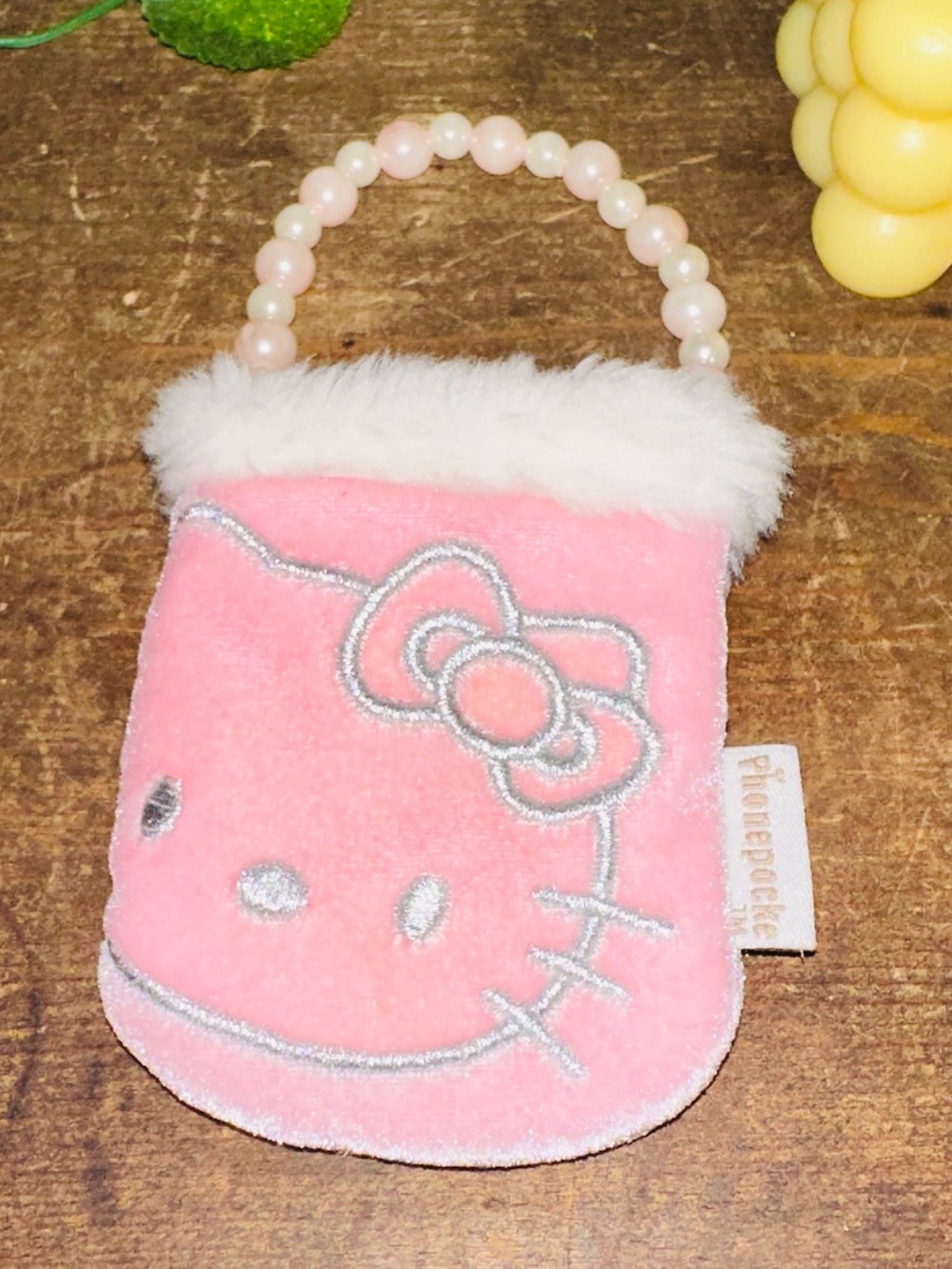 Y2K Hello Kitty Vintage Sanrio 2000’s Phone Pocket Holder